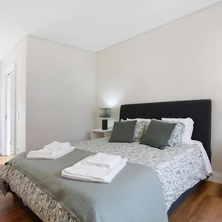 Casa D'avó Em Santa Bárbara * Casa Nova